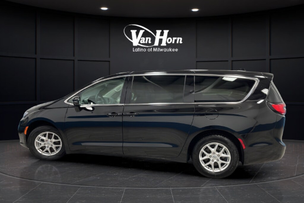 Used 2024 Chrysler Pacifica Touring L Van Passenger Van