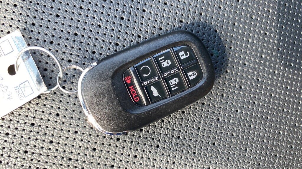2025 Honda Odyssey Elite - Photo 20