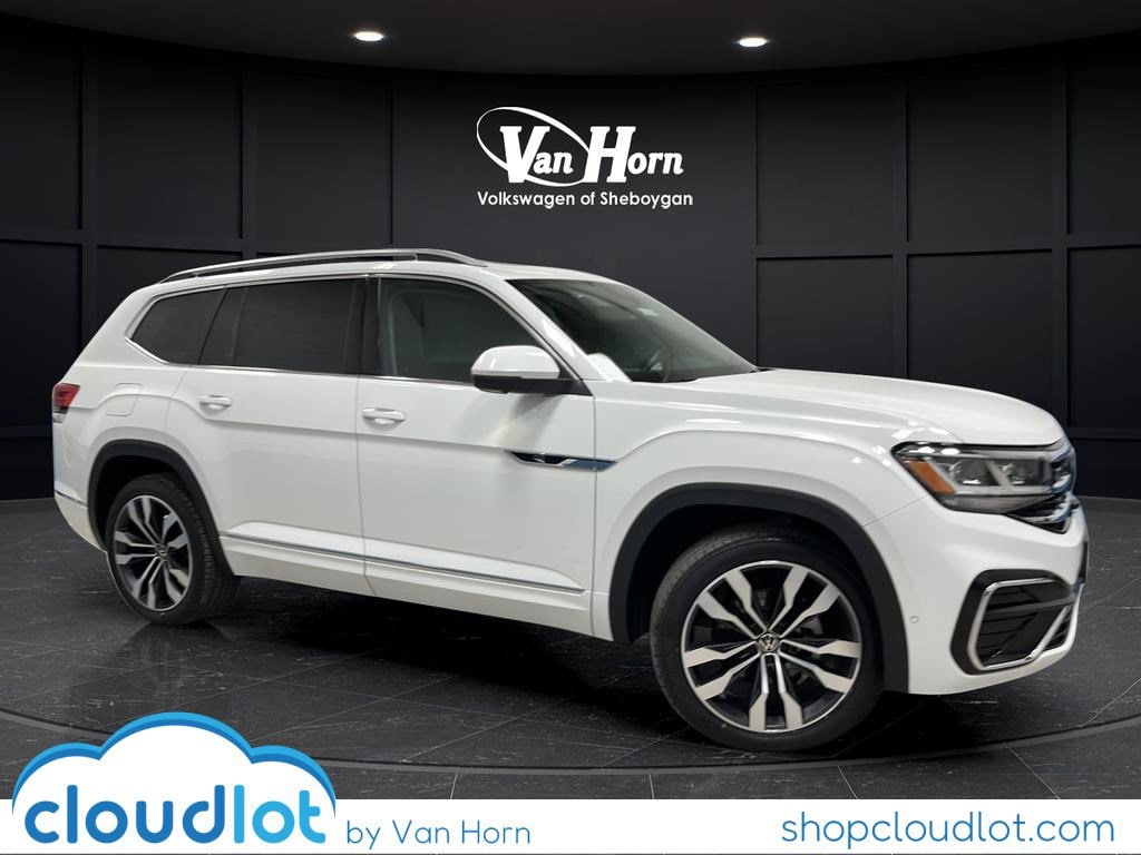 2022 Volkswagen Atlas 3.6L SEL Premium R-Line 4MOTION's photo
