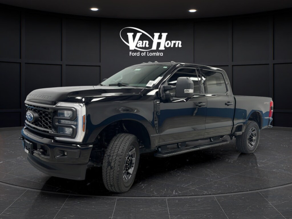 Used 2024 Ford Super Duty F-350 SRW XLT Truck Crew Cab