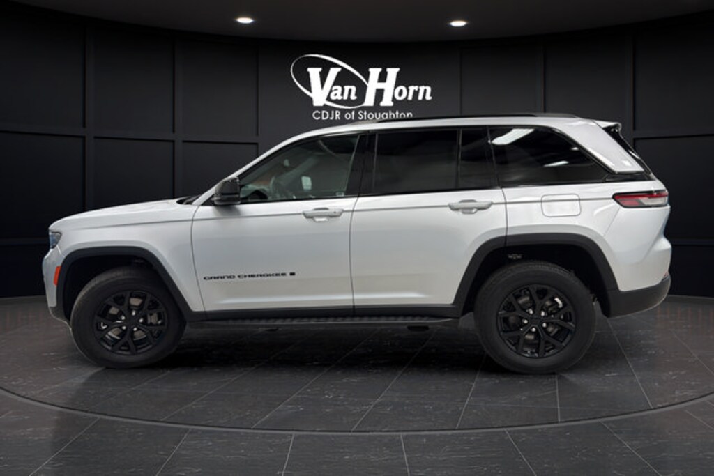 Used 2024 Jeep Grand Cherokee Altitude X SUV