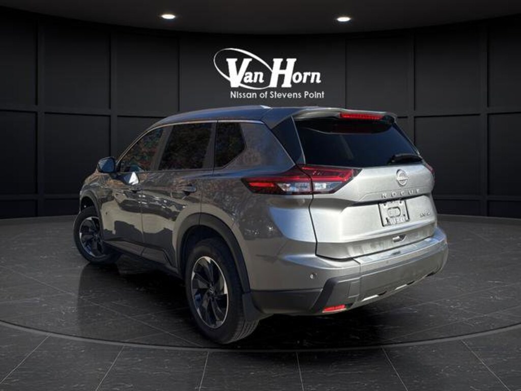 Used 2024 Nissan Rogue SV SUV