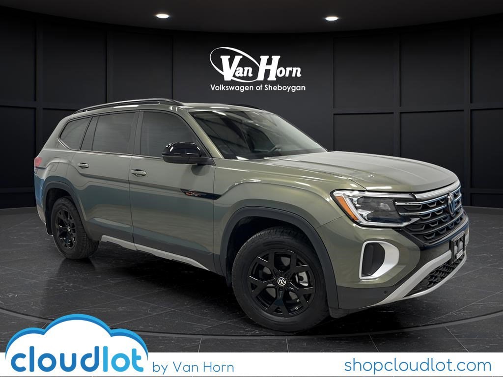 2024 Volkswagen Atlas 2.0T Atlas Peak Edition SEL 4MOTION's photo