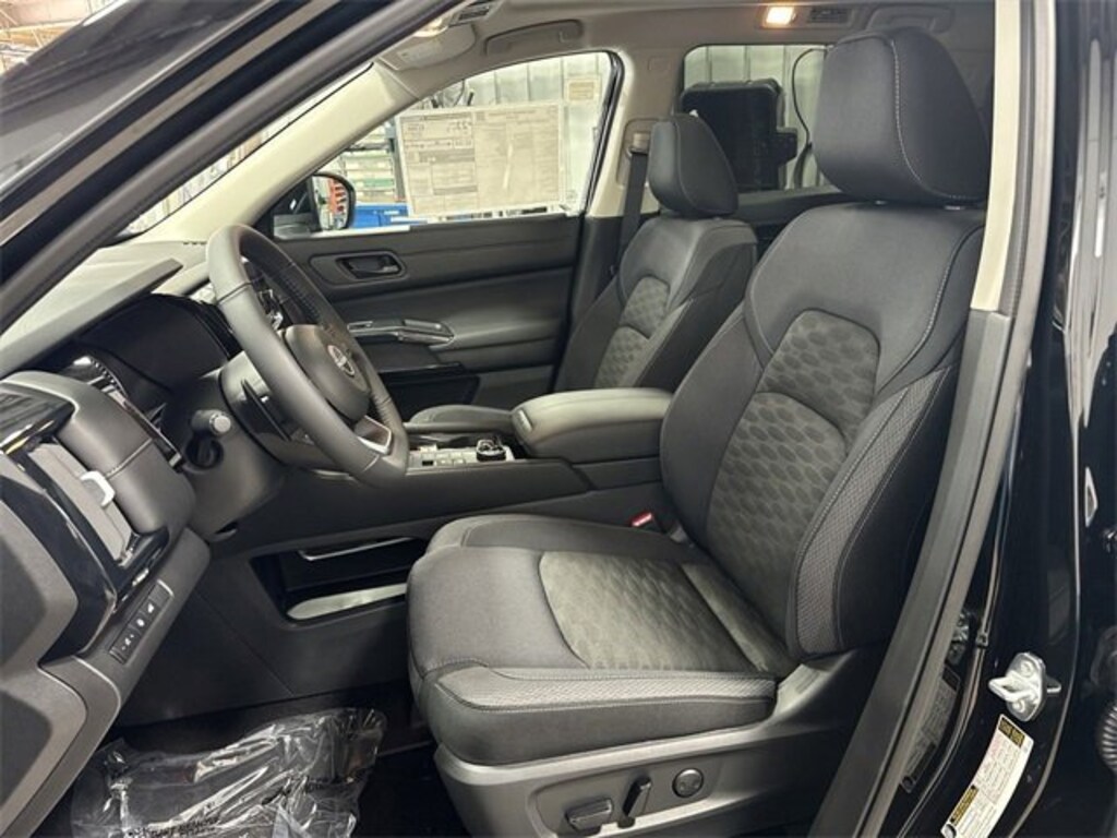 New 2024 Nissan Pathfinder For Sale at Van Horn Nissan Stevens Point