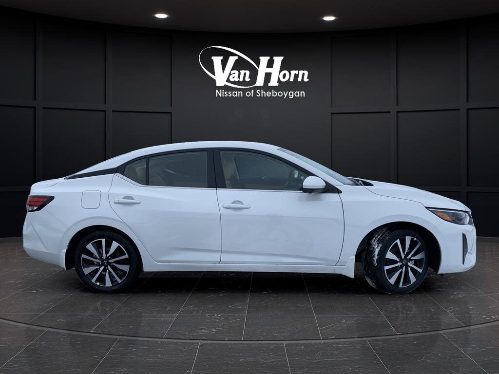 New 2025 Nissan Sentra SV Sedan