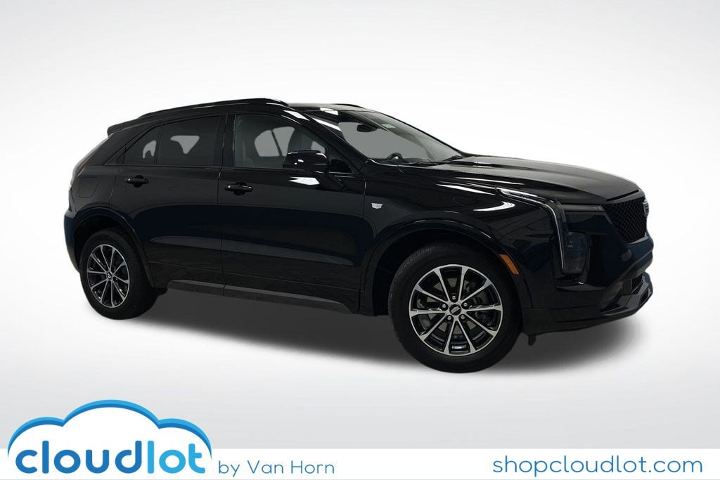 2024 Cadillac XT4 Sport's photo