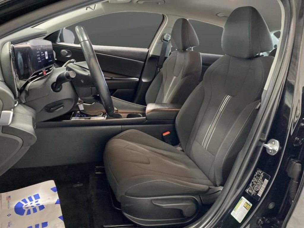Used 2023 Hyundai Elantra SEL Sedan