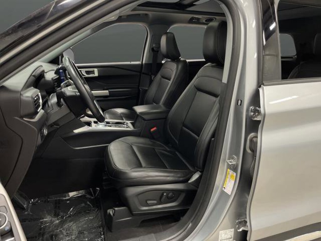 Used 2023 Ford Explorer XLT SUV