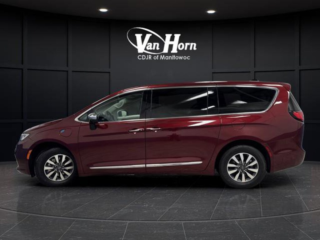 Used 2023 Chrysler Pacifica Hybrid Limited Van Passenger Van