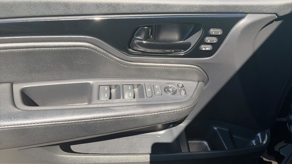 2025 Honda Odyssey Elite - Photo 21