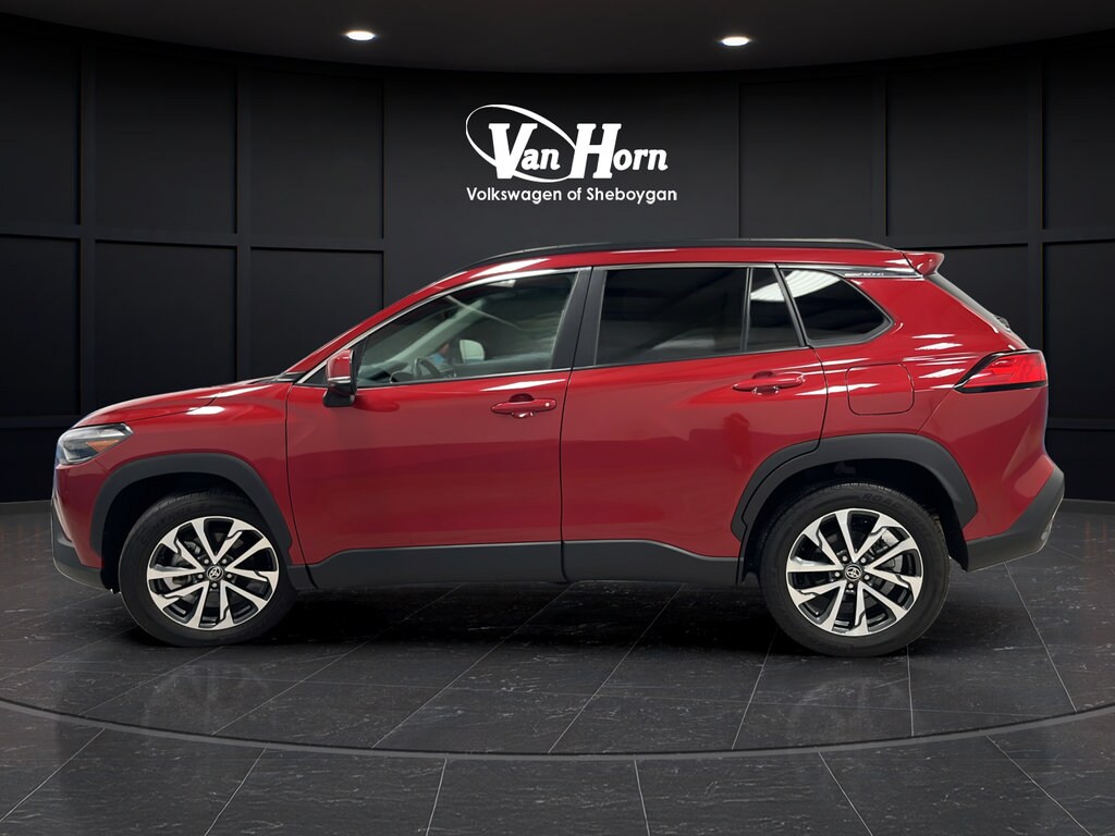 Used 2023 Toyota Corolla Cross XLE SUV