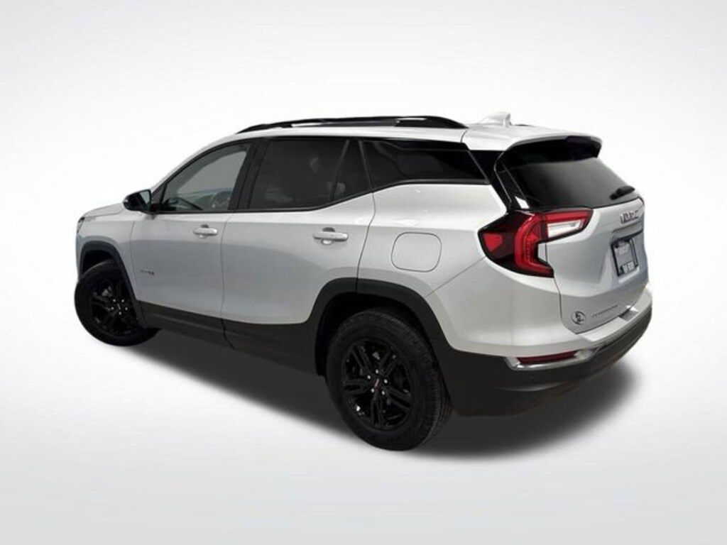 Used 2022 GMC Terrain AT4 SUV