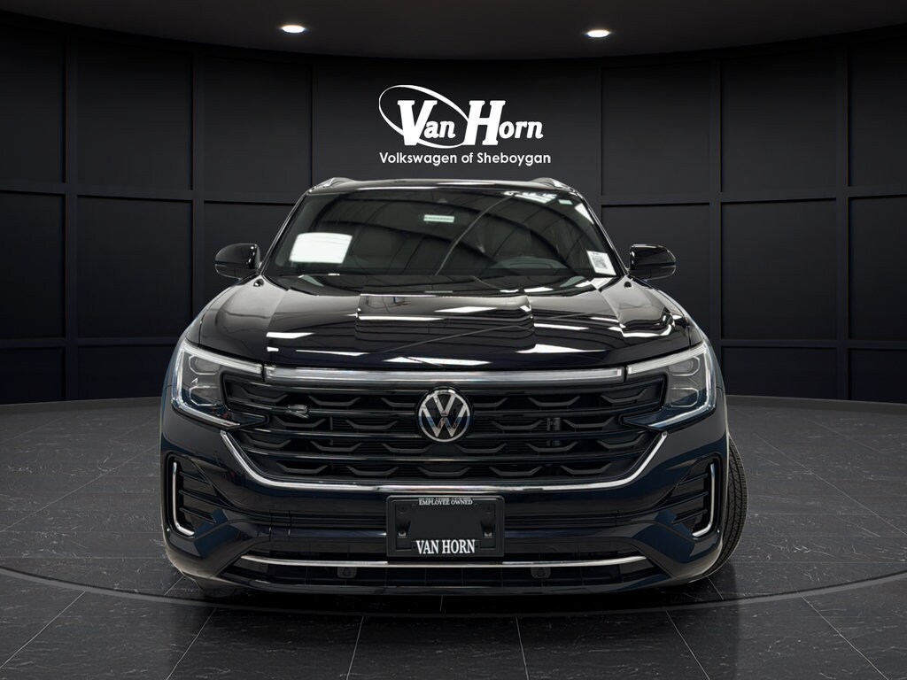 Used 2024 Volkswagen Atlas Cross Sport 2.0T SEL R-Line SUV