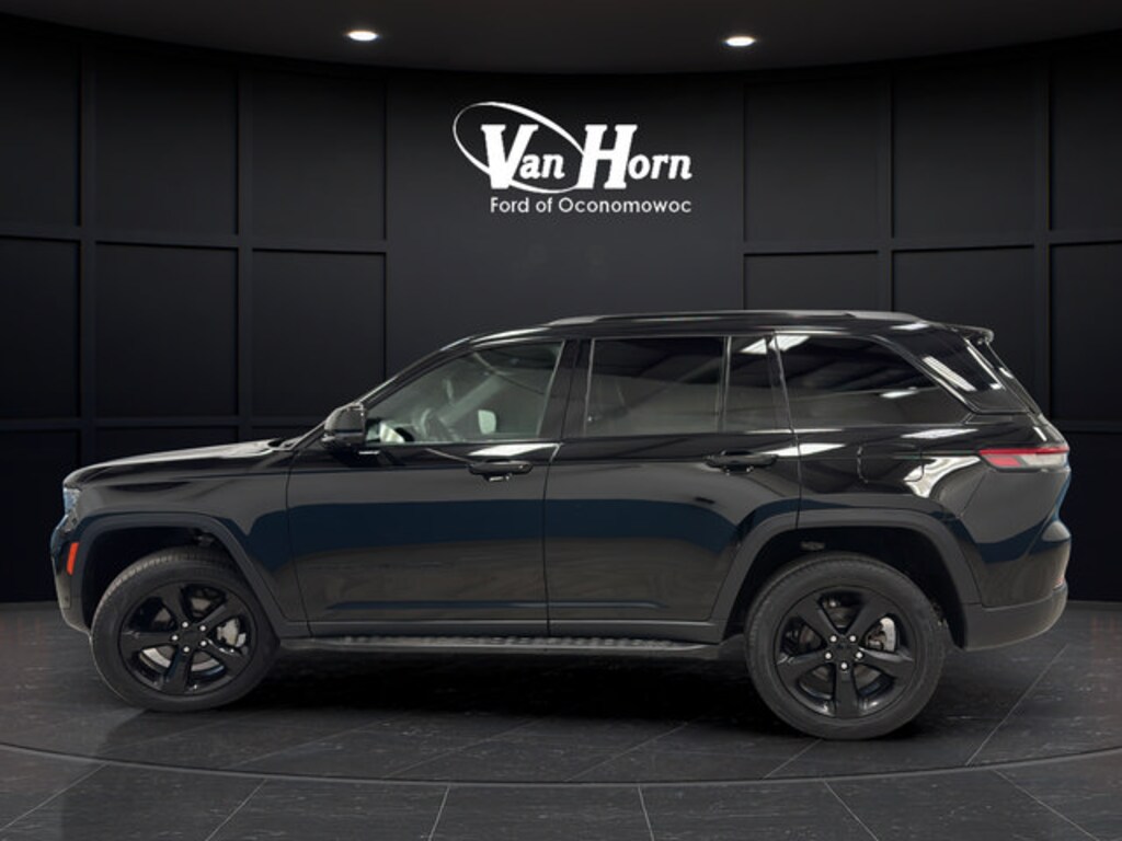 Used 2024 Jeep Grand Cherokee Limited SUV