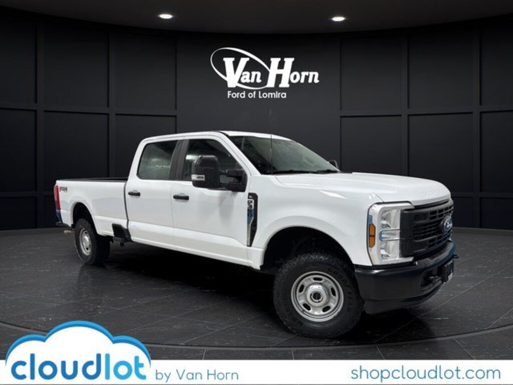 Used 2025 Ford Super Duty F-350 SRW XL Truck Crew Cab