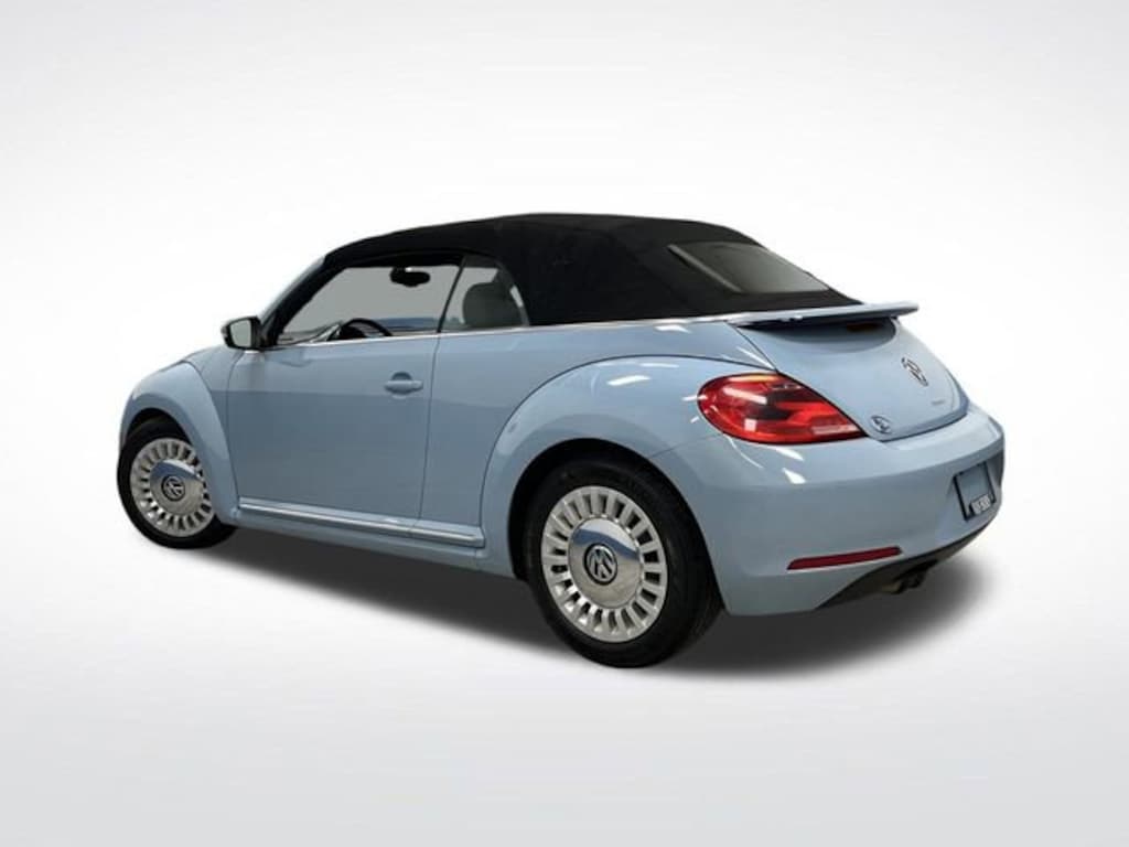 Used 2016 Volkswagen Beetle Convertible 1.8T S Convertible