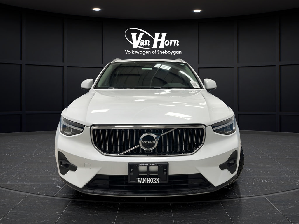 Used 2023 Volvo XC40 Plus Bright Theme SUV