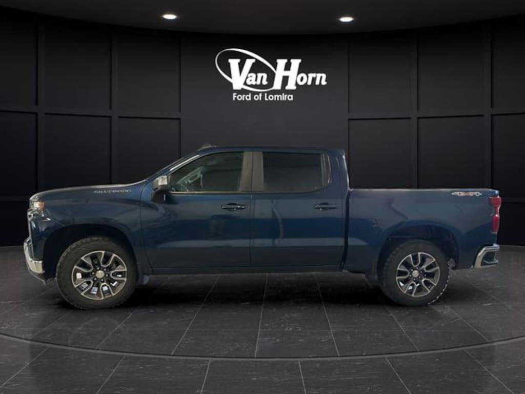 Used 2020 Chevrolet Silverado 1500 LT Truck Crew Cab