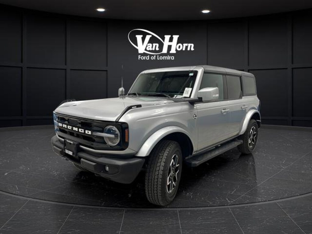 Used 2024 Ford Bronco Outer Banks SUV