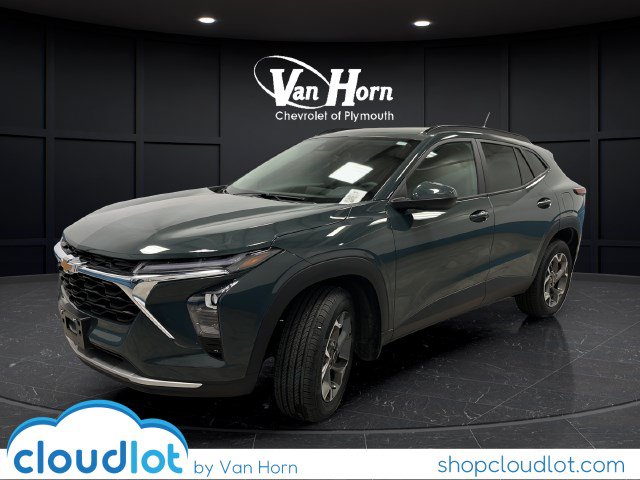 Used 2025 Chevrolet Trax LT SUV