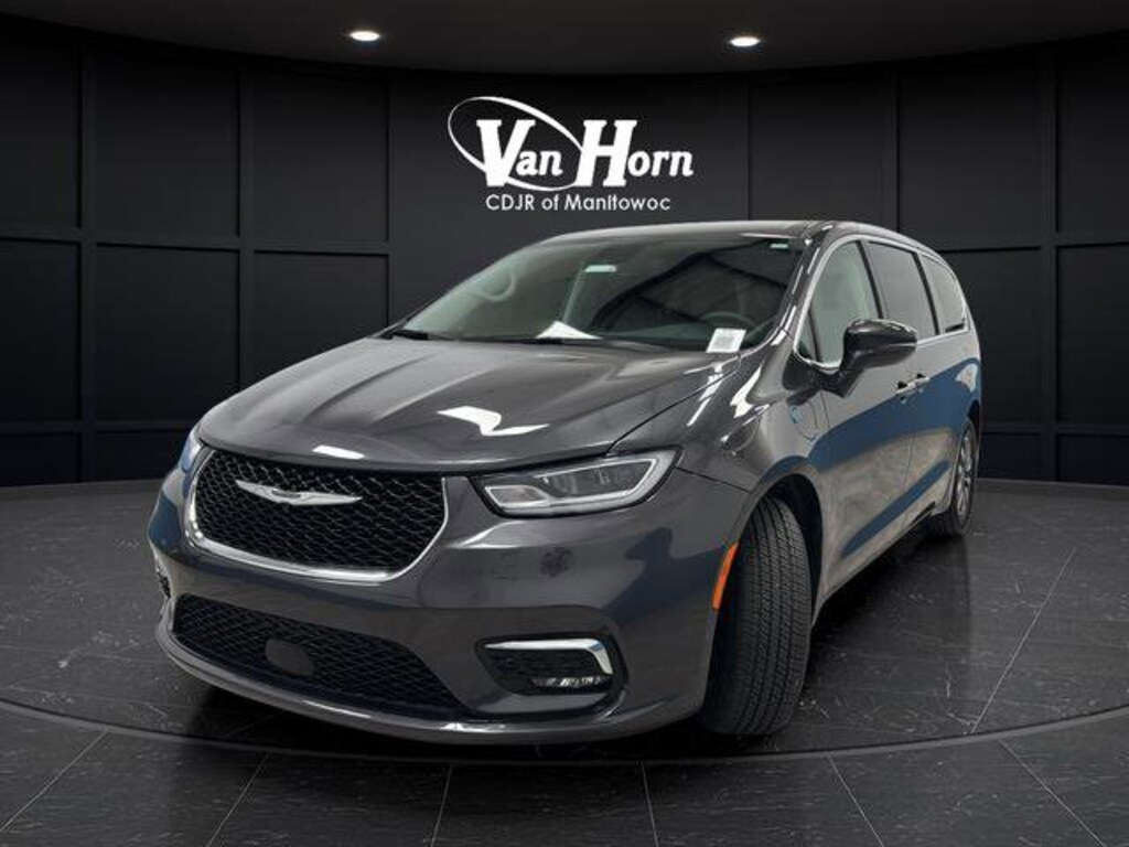 Used 2022 Chrysler Pacifica Hybrid Touring L Van Passenger Van