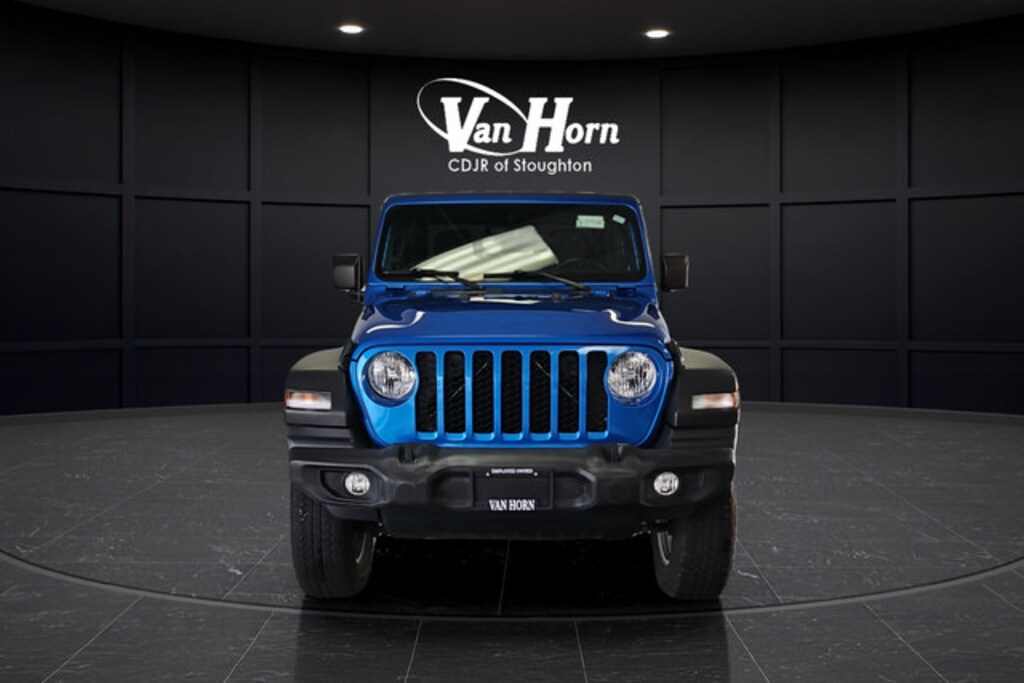 Used 2020 Jeep Gladiator Sport Truck Crew Cab