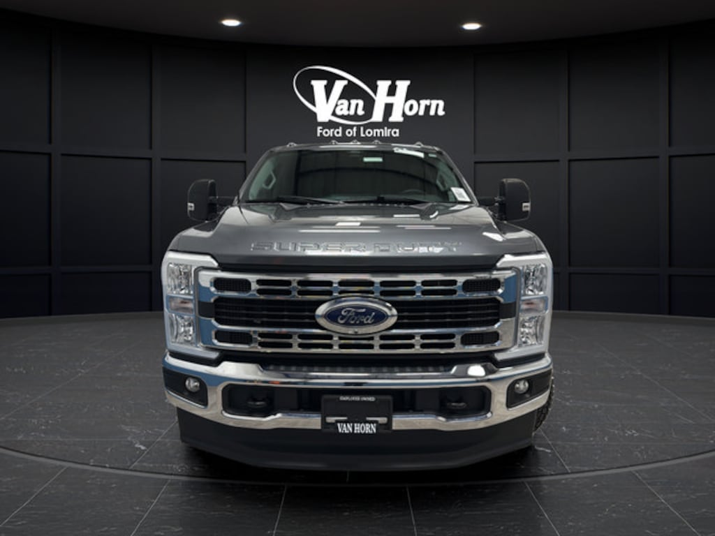 Used 2024 Ford Super Duty F-350 SRW XLT Truck Crew Cab