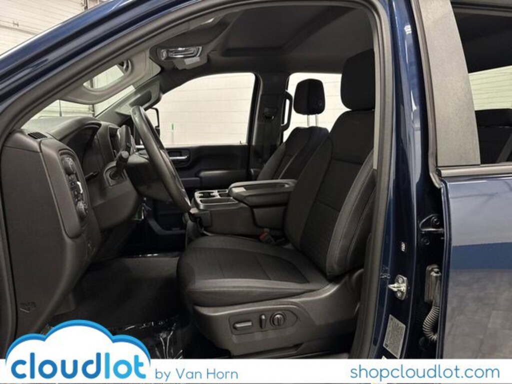 Used 2023 Chevrolet Silverado 2500HD Custom Truck Crew Cab