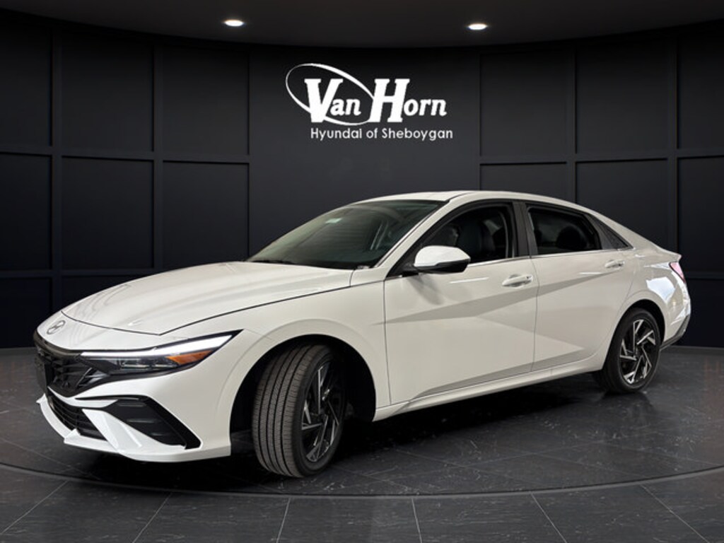 New 2026 Hyundai Elantra Limited Sedan