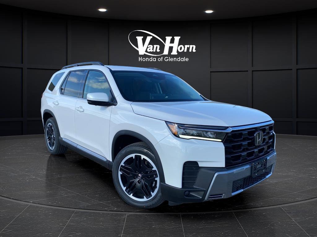 2026 Honda Pilot Touring AWD's photo