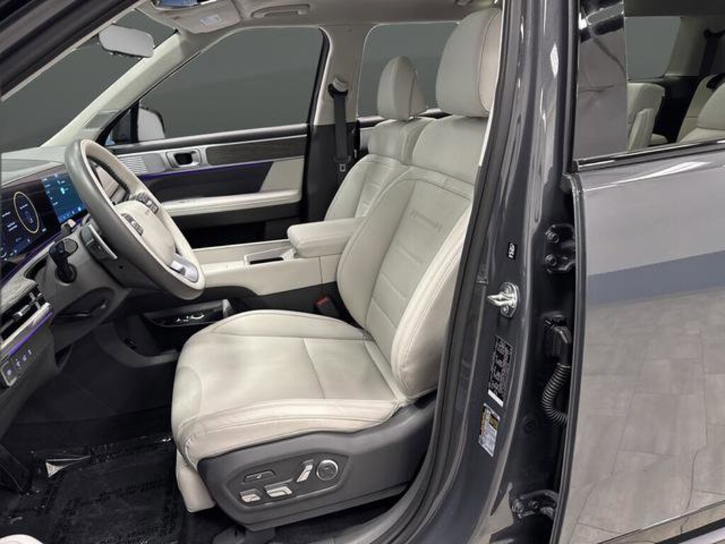 Used 2025 Hyundai Santa Fe Hybrid Calligraphy SUV