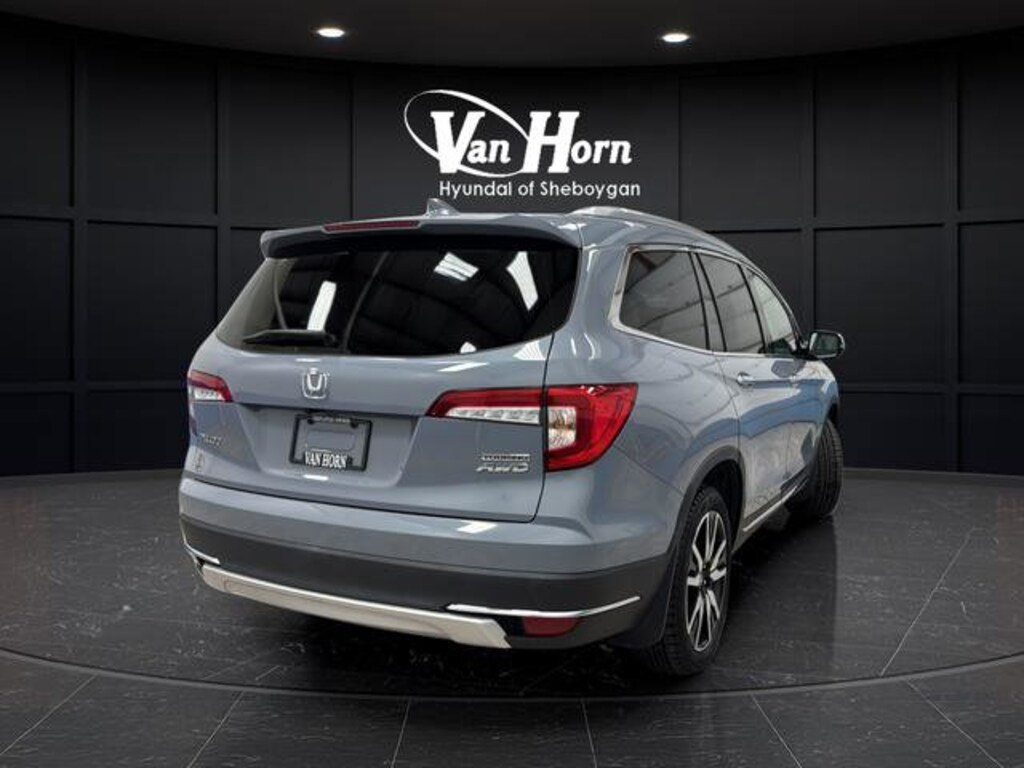 Used 2022 Honda Pilot Touring 7-Passenger SUV