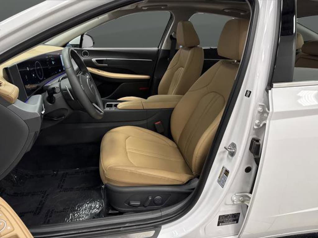Used 2025 Hyundai Sonata Hybrid Limited Sedan