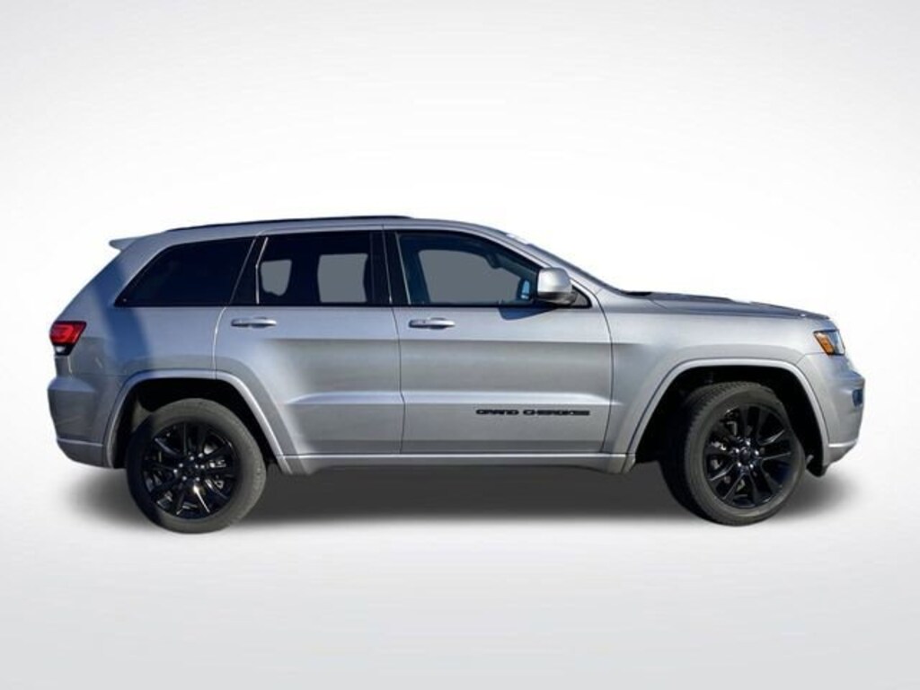 Used 2019 Jeep Grand Cherokee Altitude SUV