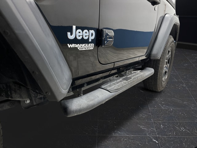 2021 Jeep Wrangler Sport - Photo 31