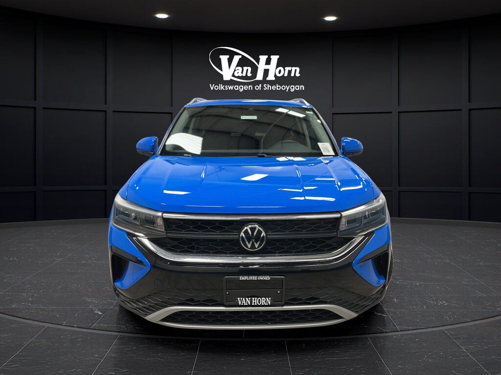 Used 2024 Volkswagen Taos SE SUV