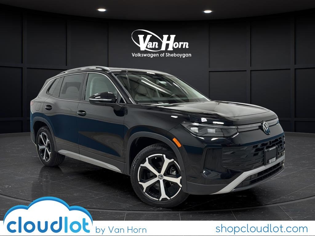 2025 Volkswagen Tiguan 2.0T SE's photo