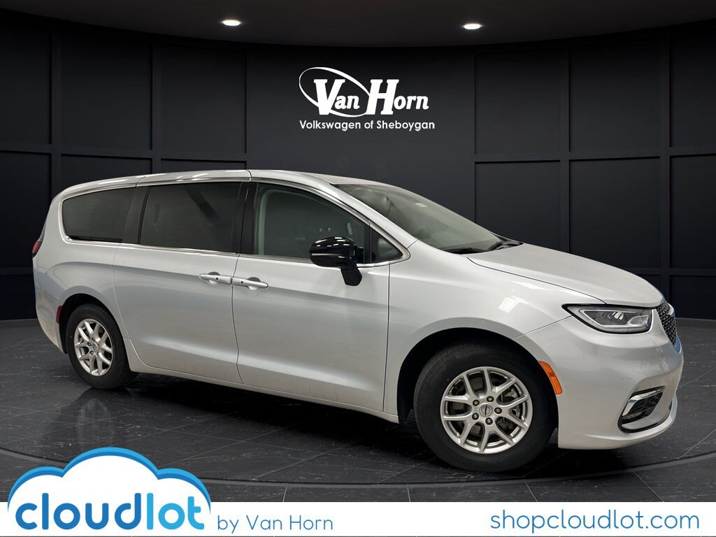 Used 2024 Chrysler Pacifica Touring L Van Passenger Van