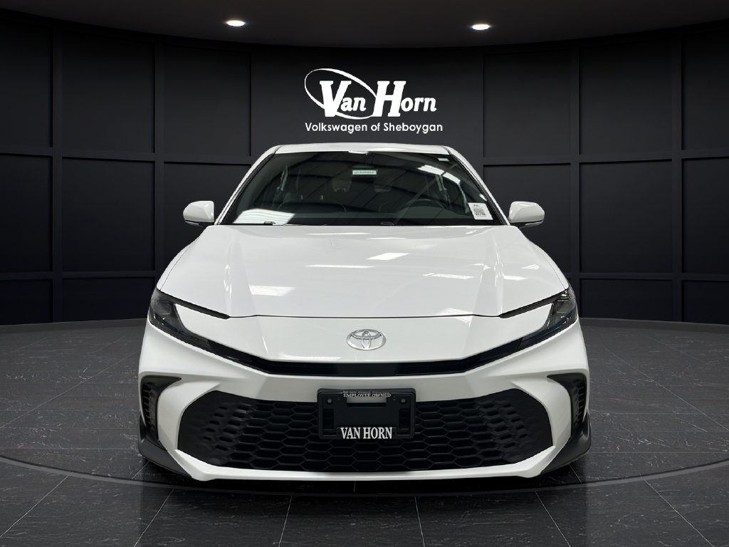 Used 2025 Toyota Camry SE Sedan