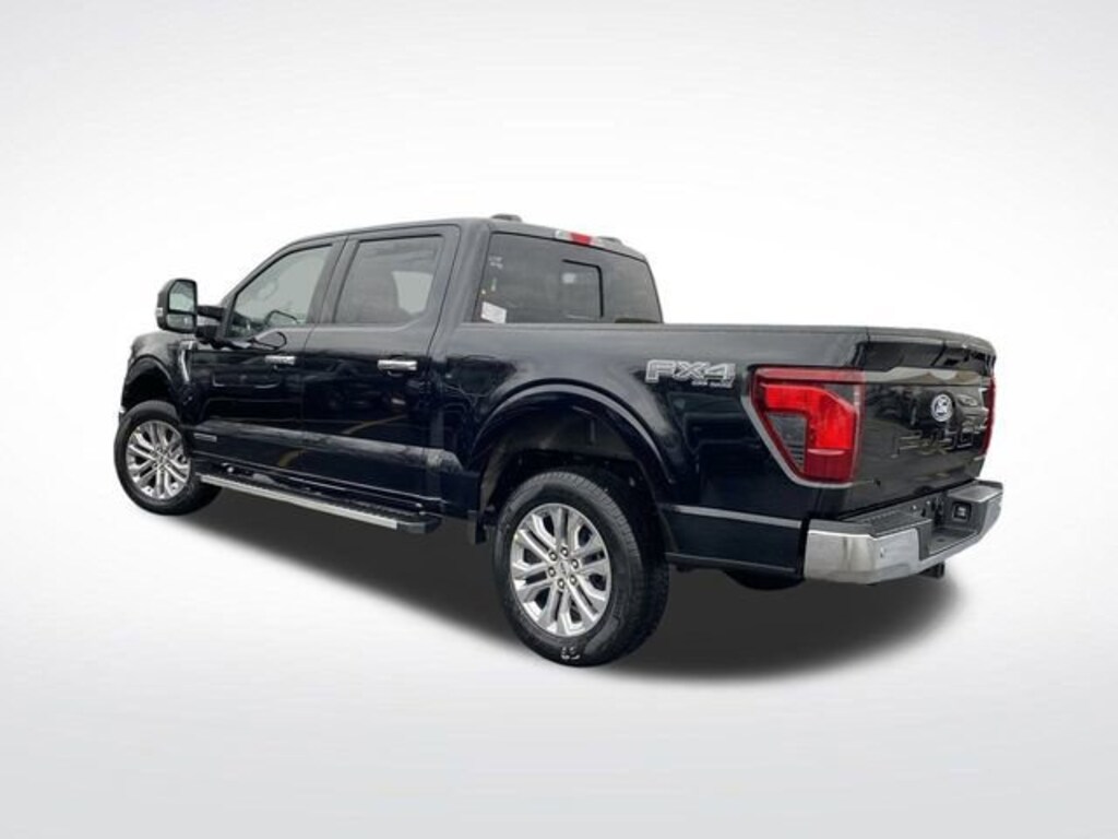New 2025 Ford F-150 XLT Truck SuperCrew Cab