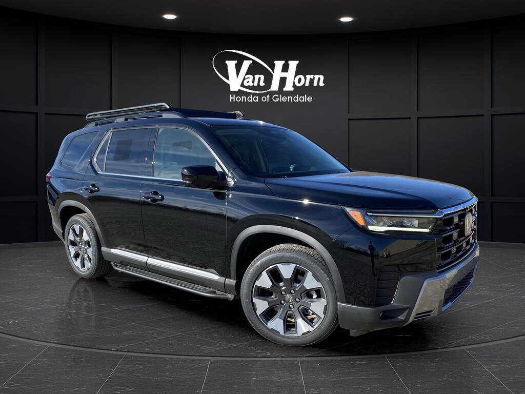2026 Honda Pilot Touring AWD's photo