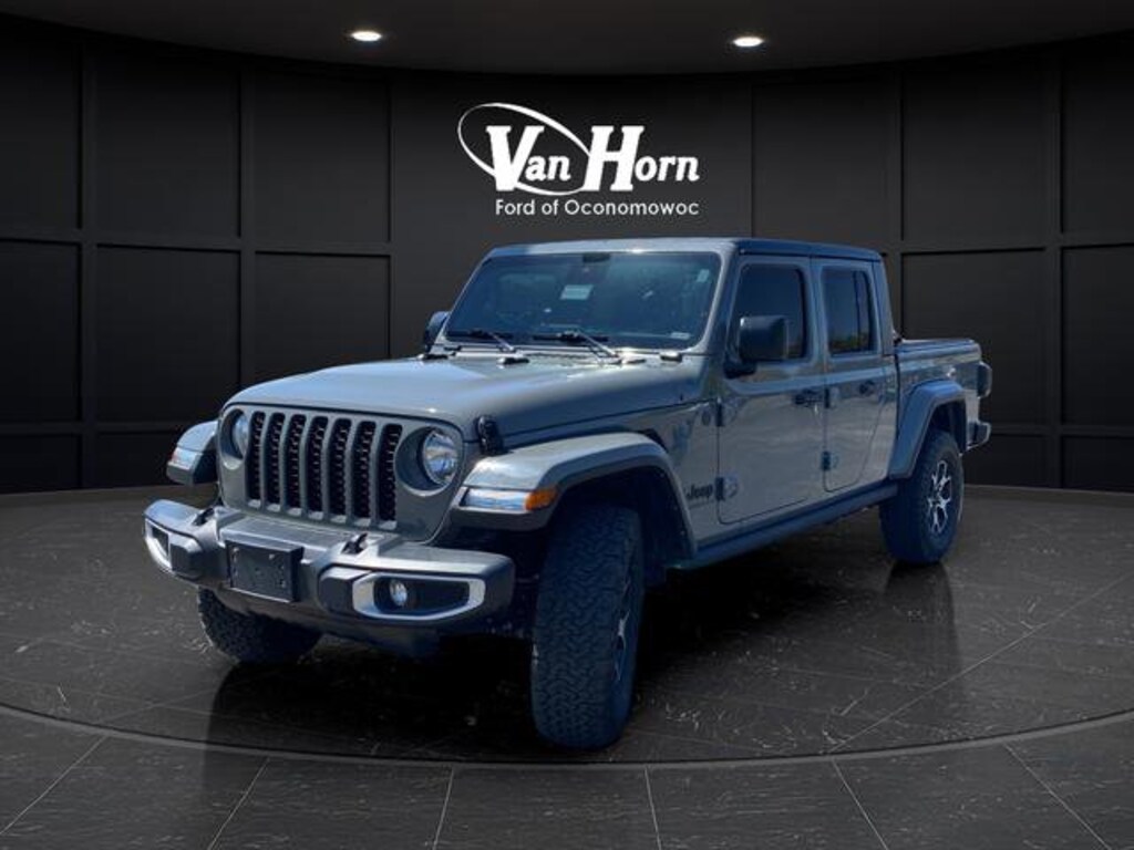 Used 2023 Jeep Gladiator Sport S Truck Crew Cab