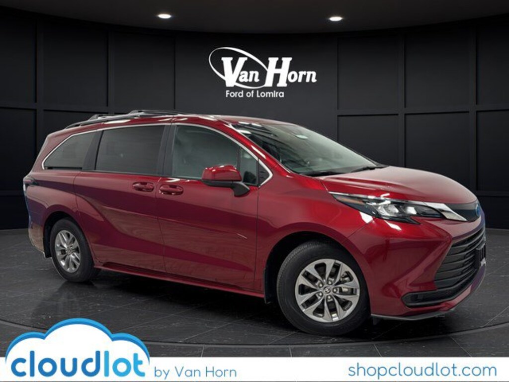 Used 2025 Toyota Sienna LE Van Passenger Van