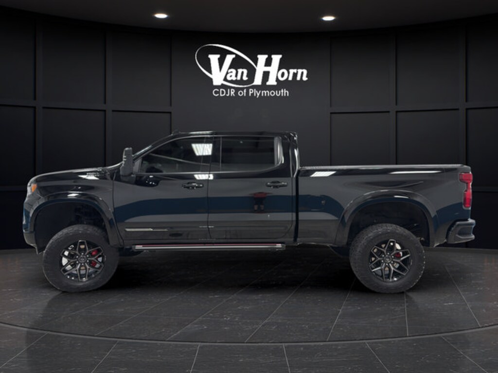 Used 2024 Chevrolet Silverado 1500 High Country Truck Crew Cab