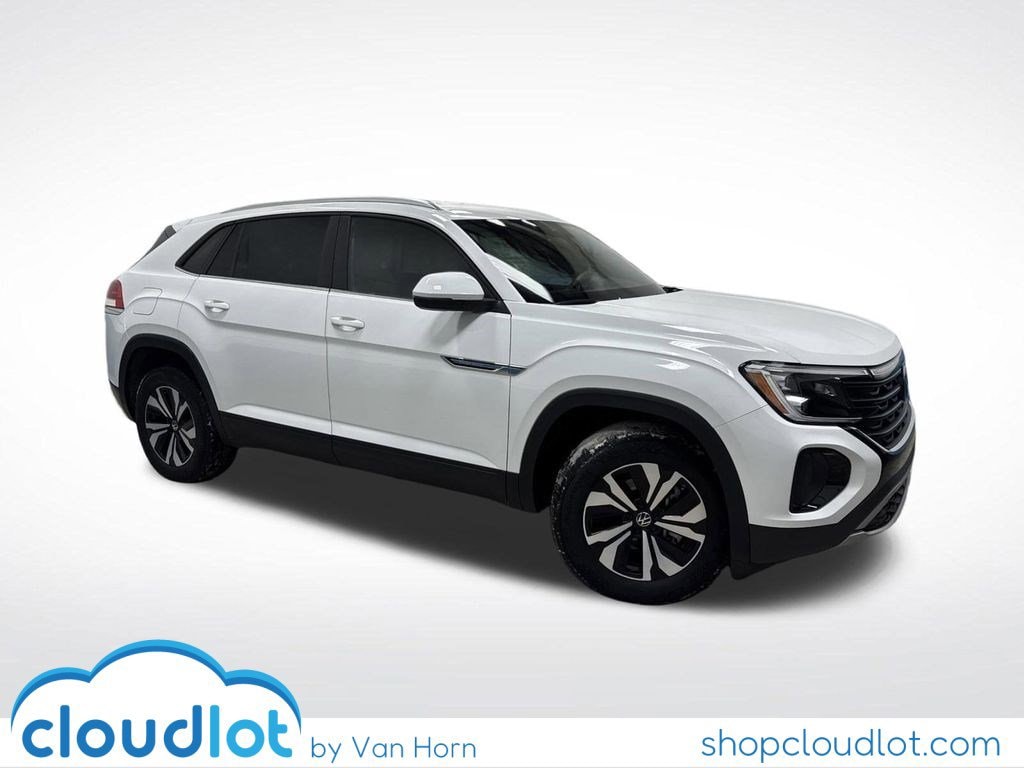 2025 Volkswagen Atlas Cross Sport SE's photo