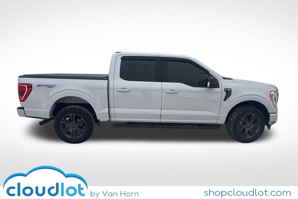 2021 Ford F-150 XLT's photo