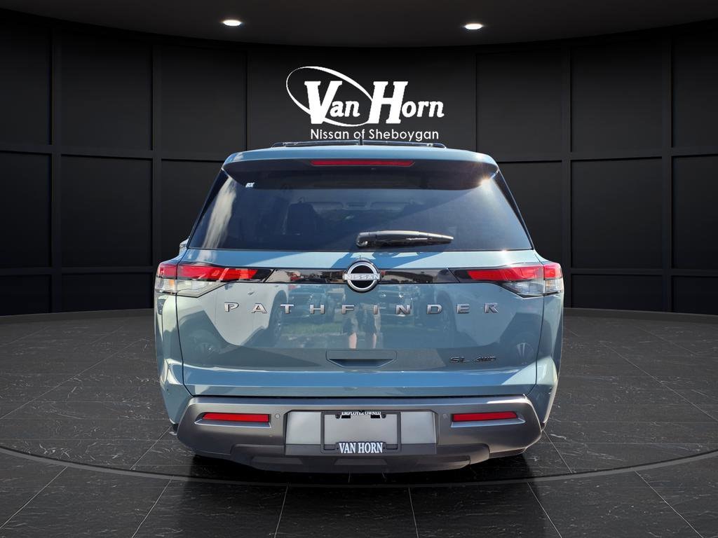 New 2026 Nissan Pathfinder SL SUV