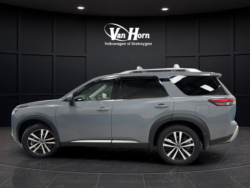 Used 2024 Nissan Pathfinder Platinum SUV