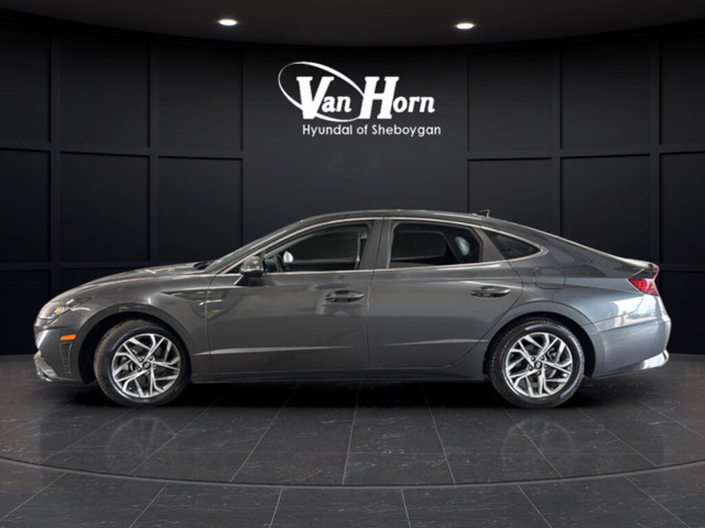 Used 2023 Hyundai Sonata SEL Sedan