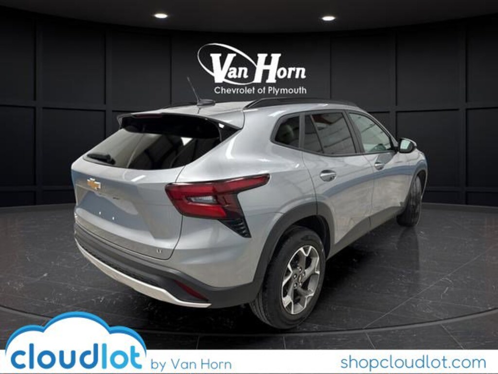 Used 2025 Chevrolet Trax LT SUV